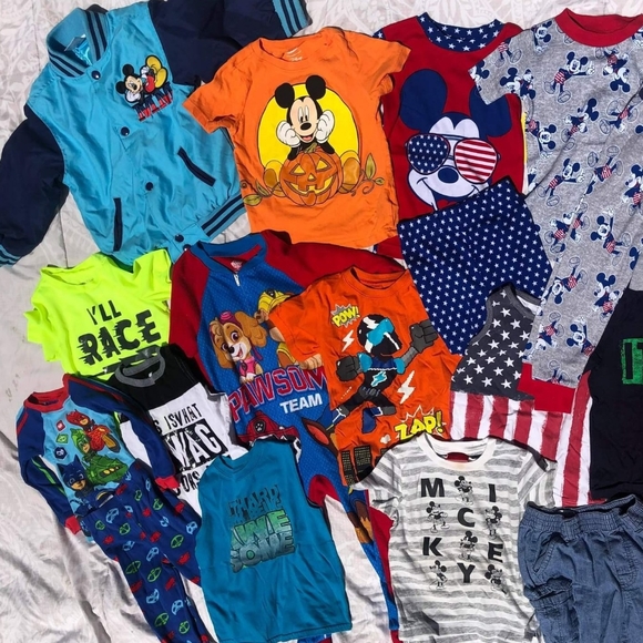Huge Disney boy bundle - Picture 1 of 7
